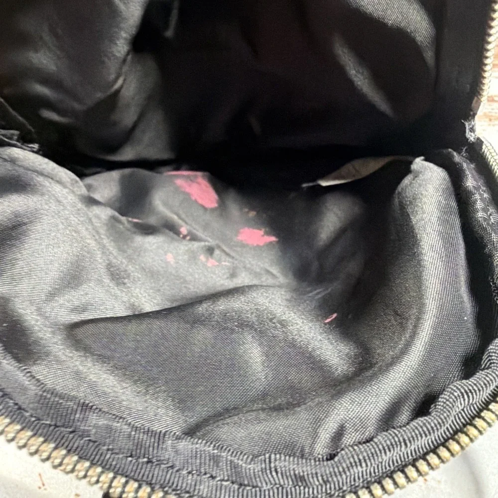 Lululemon All Night Festival Bag 5L Black Crossbody Messenger Handbag 0064950-01